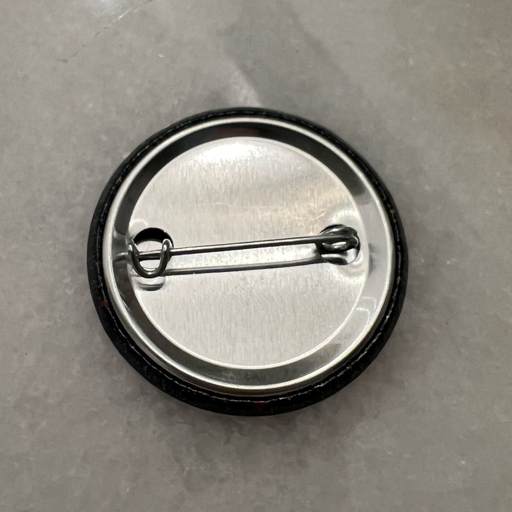 Authentic CHANEL Pins/Buttons - Picture 3 of 6